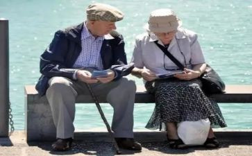 快乐是付出作文6篇