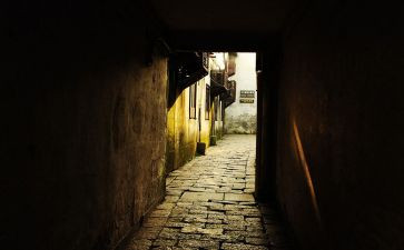 小巷管家观后感7篇